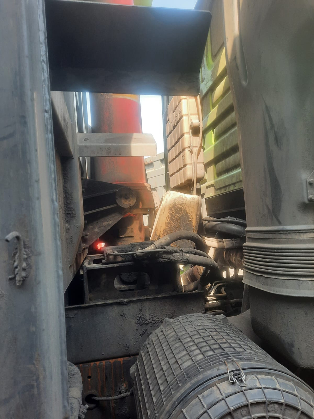 Shacman (Shaanxi) SX* 8x4 Самосвал SX331863366 (Дизельный, 12,5 л, 544 л.с., МТ)