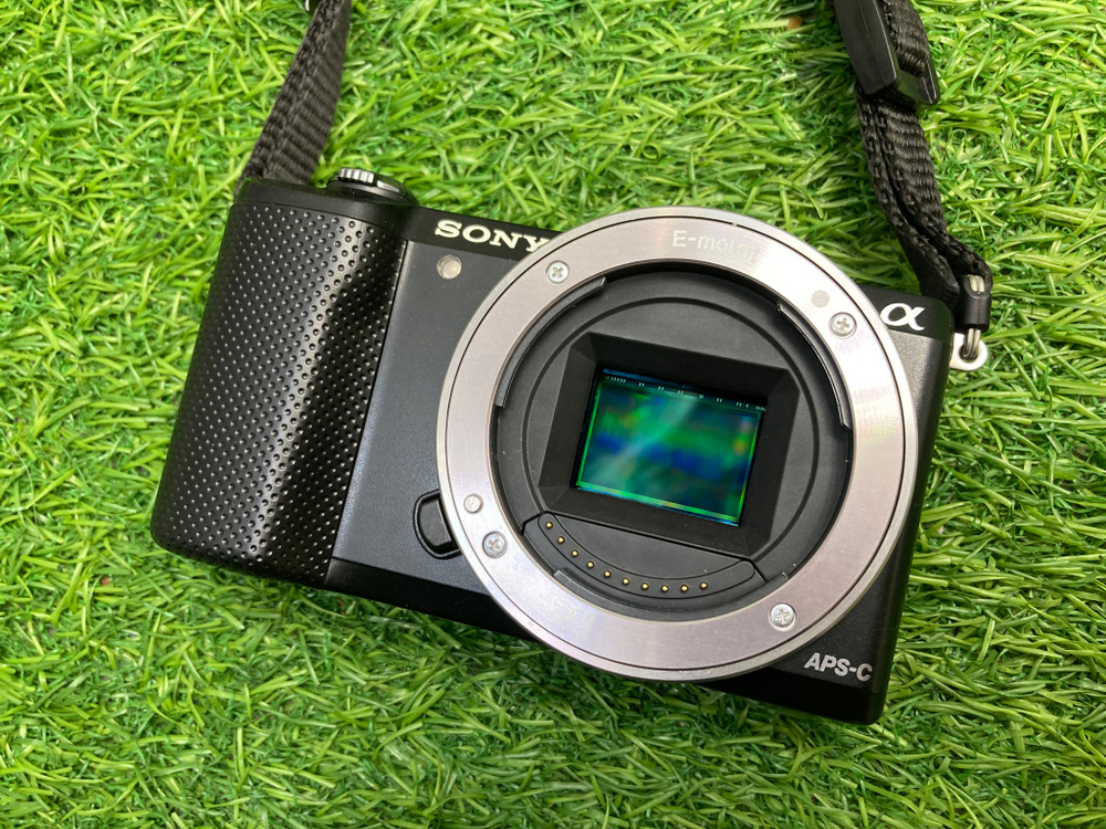 Sony A5000 kit E PZ 16–50mm 6.200 кадров