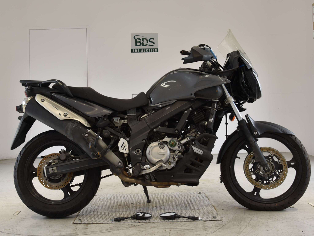 Suzuki V-Strom 650 DL650A 038340