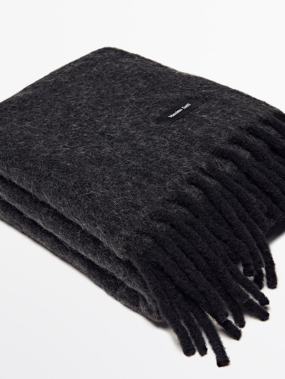 Massimo Dutti Шарф из смесовой шерсти с бахромой, маренго