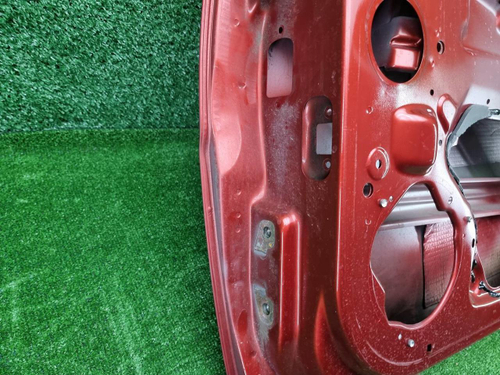 Дверь передняя правая Lada Vesta (2015-н.в.)