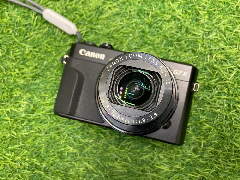 Canon PowerShot G7X Mark II