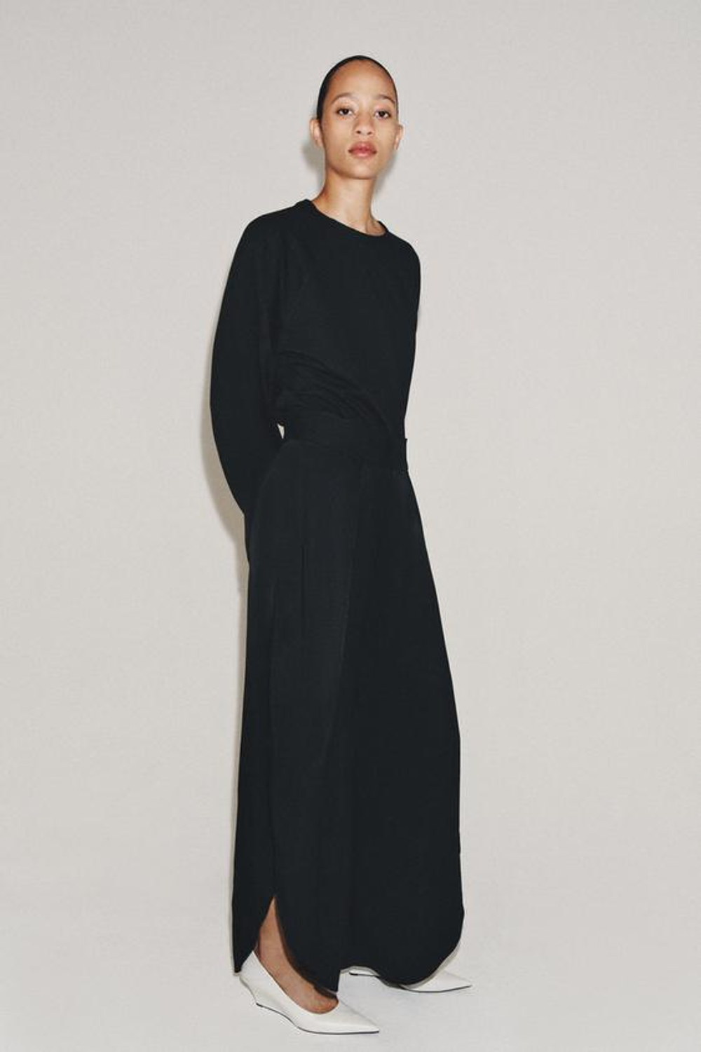 ZARA БРЮКИ С РАЗРЕЗАМИ — ZW COLLECTION, ЧЕРНЫЙ