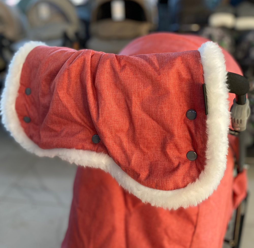 Коляска комбинированная (санки - коляска) «Наши детки» 6 в джинсовом стиле красный (арт. НДТ6/4)