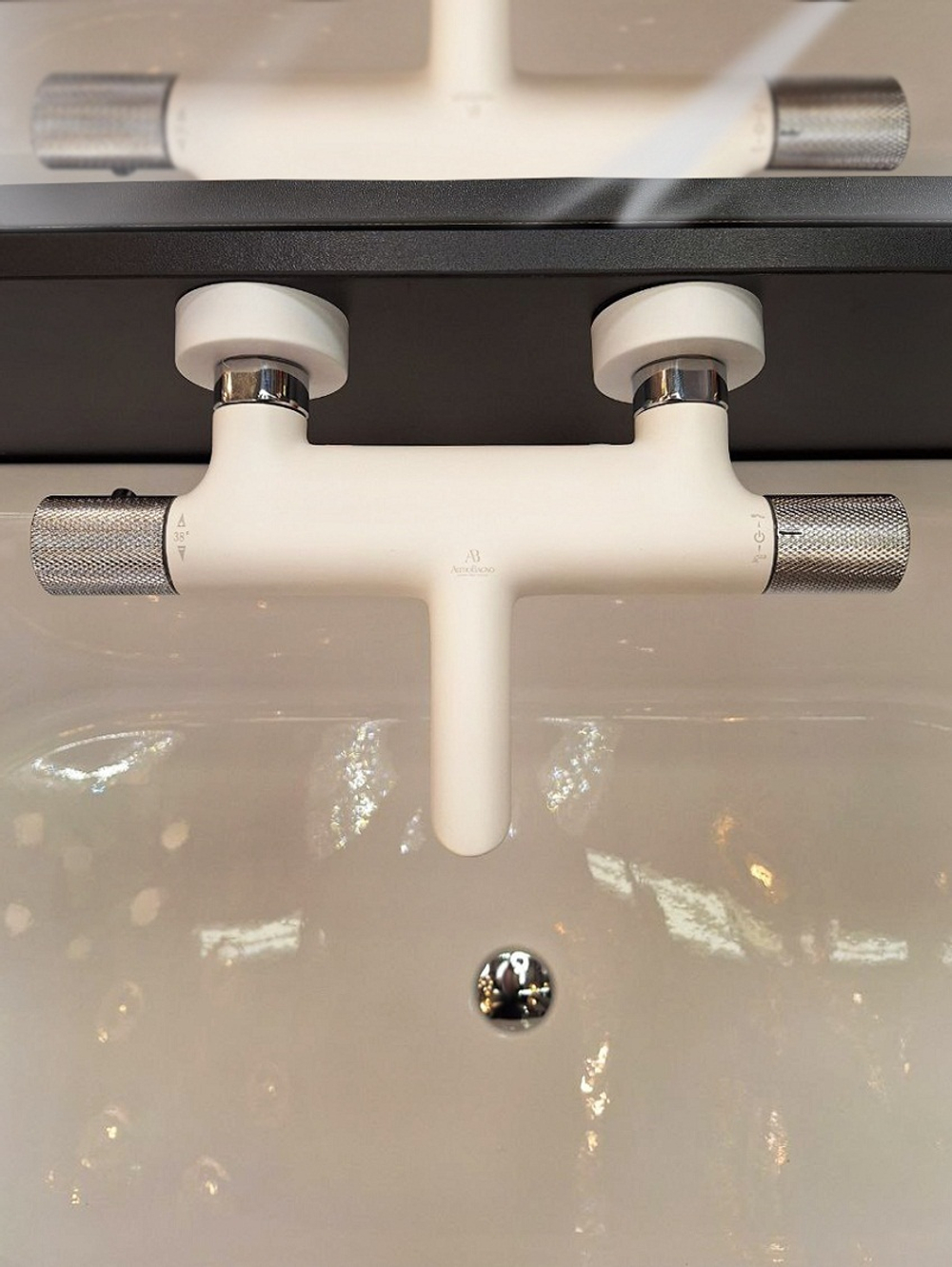 Смеситель для ванны AltroBagno Intento 0217 MW