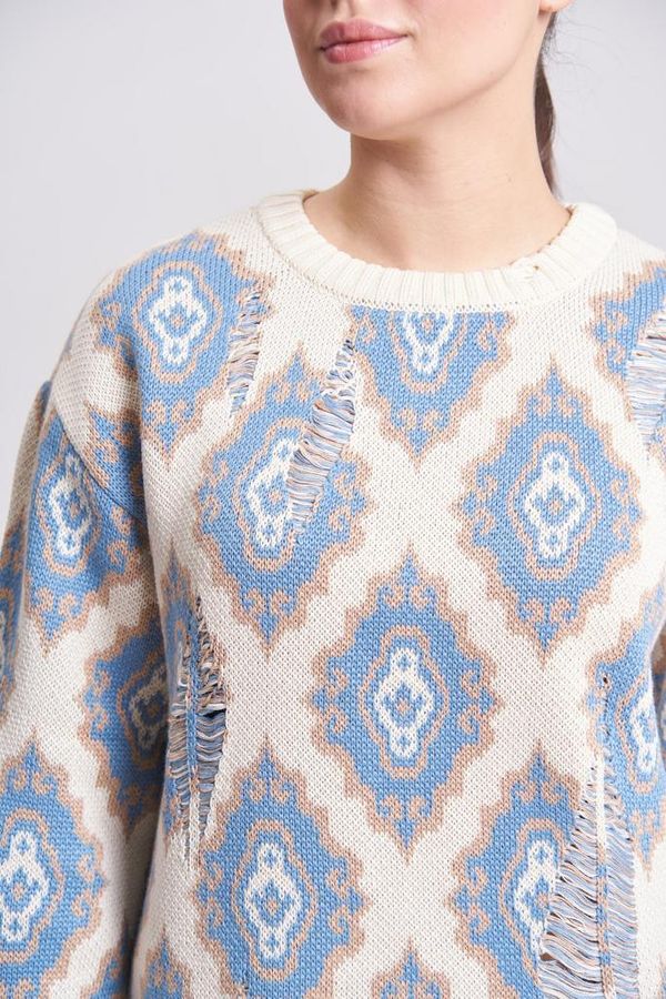 Свитер История молочный - фото 3