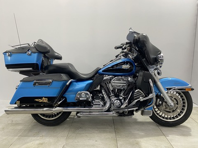 Harley-Davidson Electra Glide FLHTC1580 , 2011