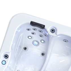 Гидромассажный спа-бассейн Lovia Spa zr7038