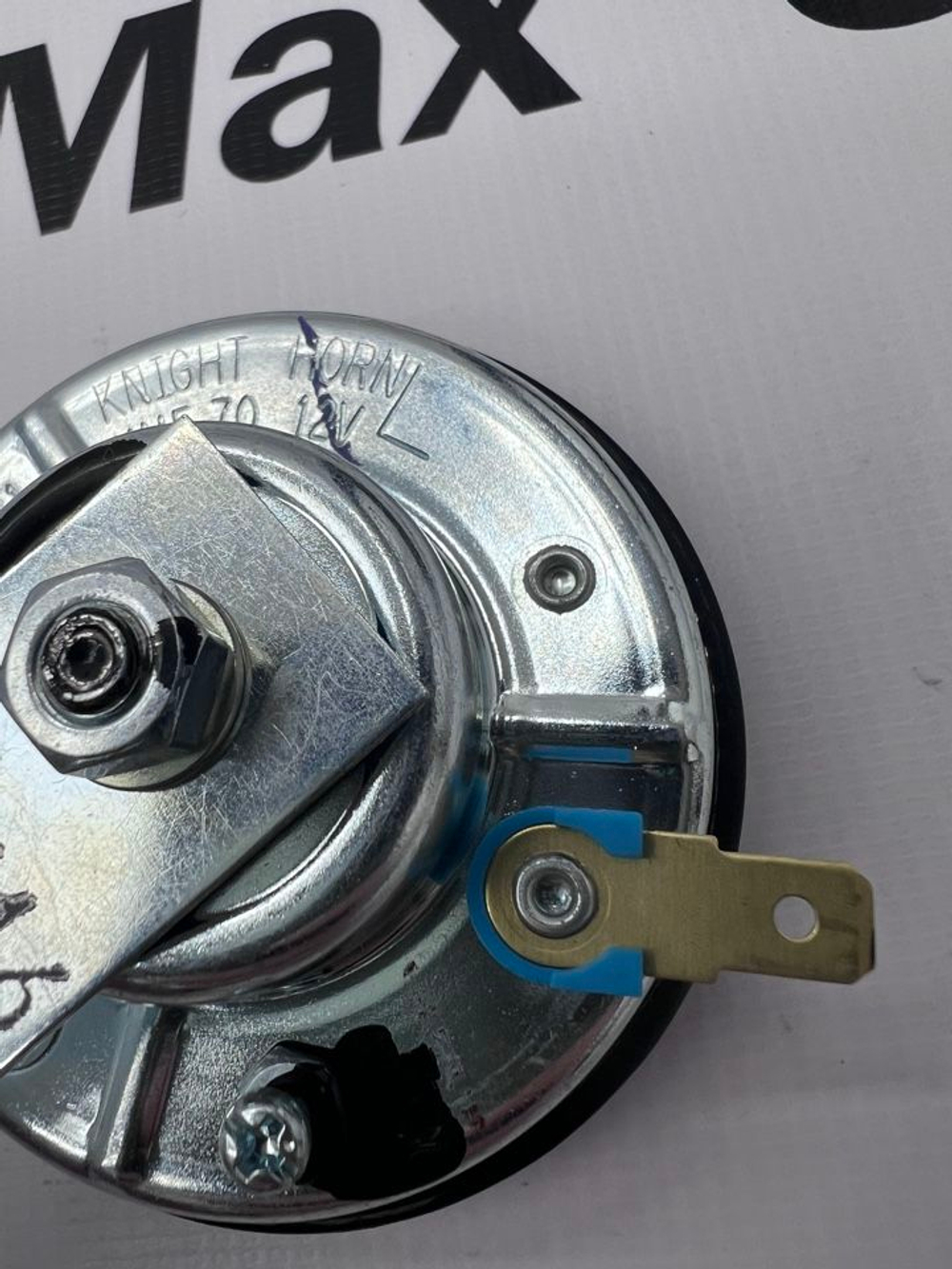 Звуковой сигнал (клаксон) Mitsubishi Pajero Sport. 8211A241. Оригинал.