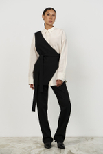 Жилет асимметричный миди