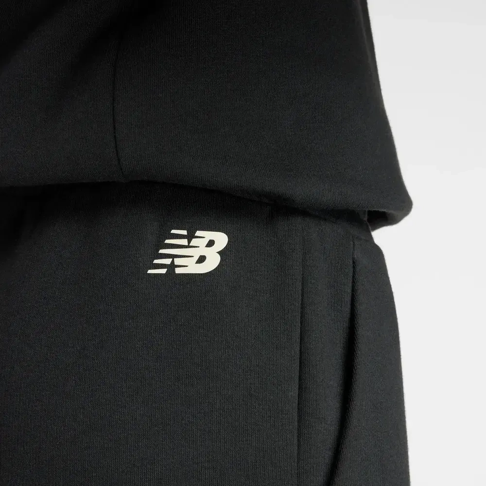 Женские штаны New Balance WP53903LIN чёрные