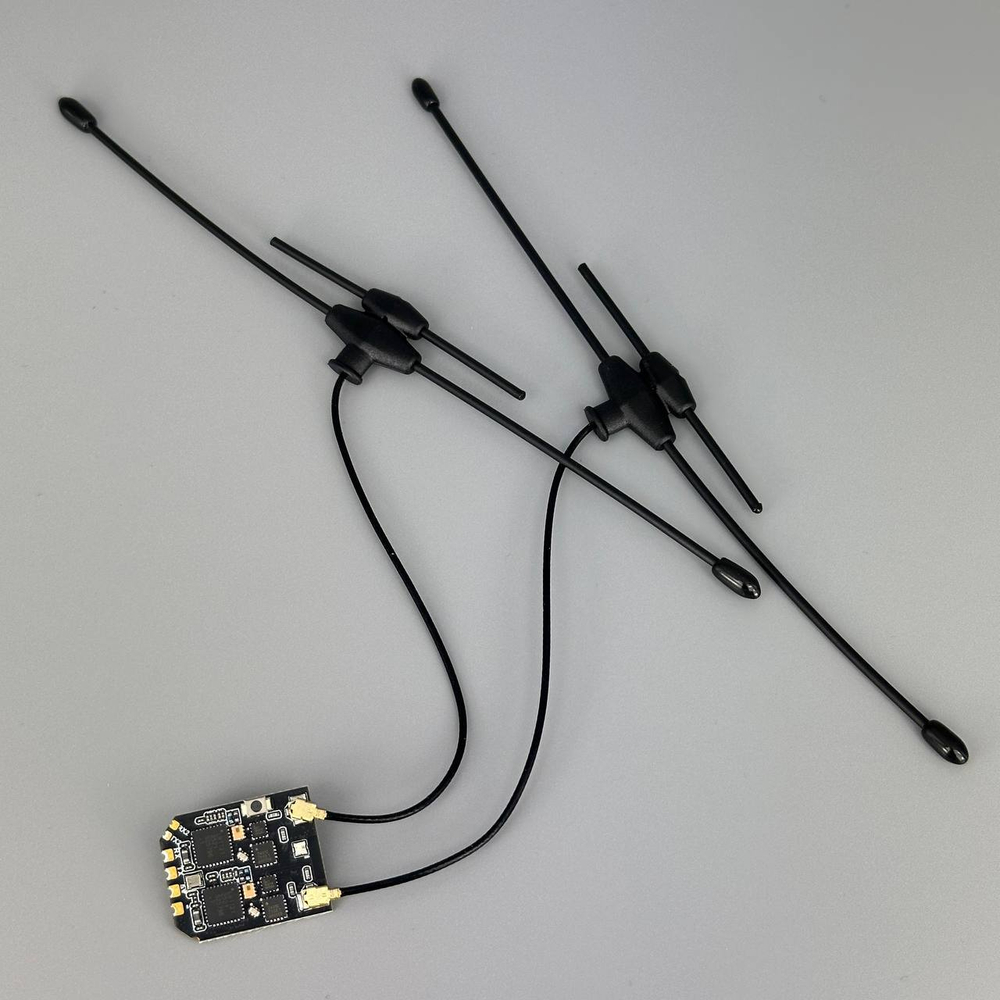 Приемник Radiomaster XR4 Gemini Xrossband