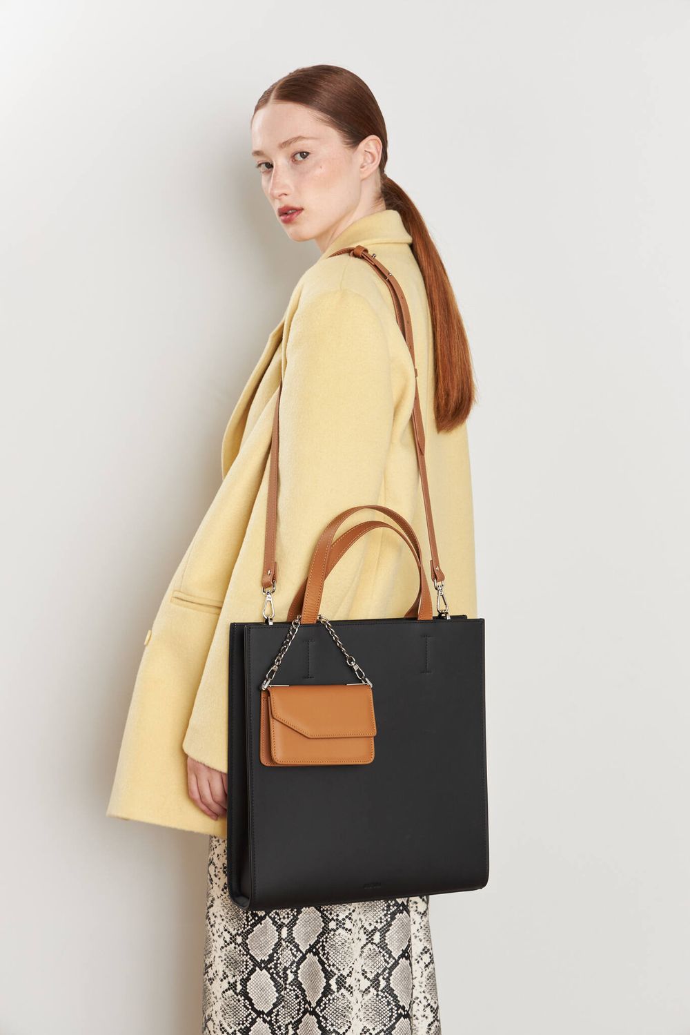 МИНИ-СУМОЧКА «BASE» НЮД