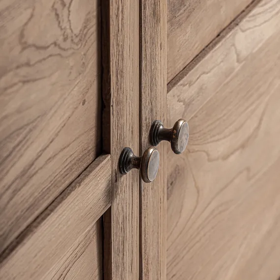 Витрина в деревенском стиле Helmond