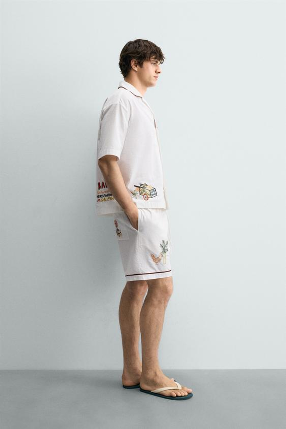 ZARA ШОРТЫ RELAXED FIT С КОНТРАСТНОЙ ВЫШИВКОЙ, ЭКРЮ