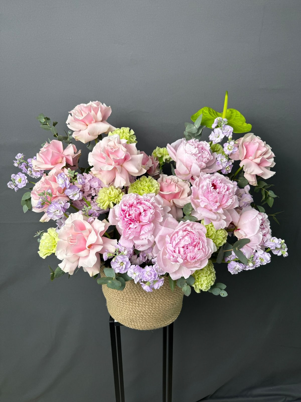 Объёмная жгутовая корзина «Пиономания»