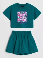 Костюм для девочки, футболка и шорты в сад