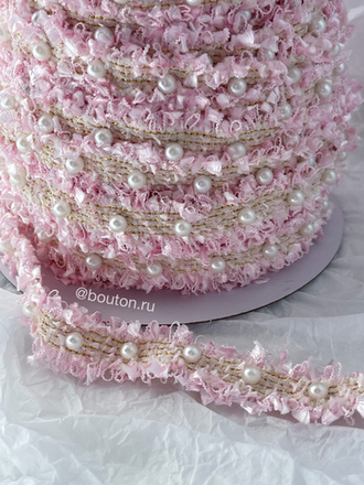 Тесьма розовая с жемчугом твид