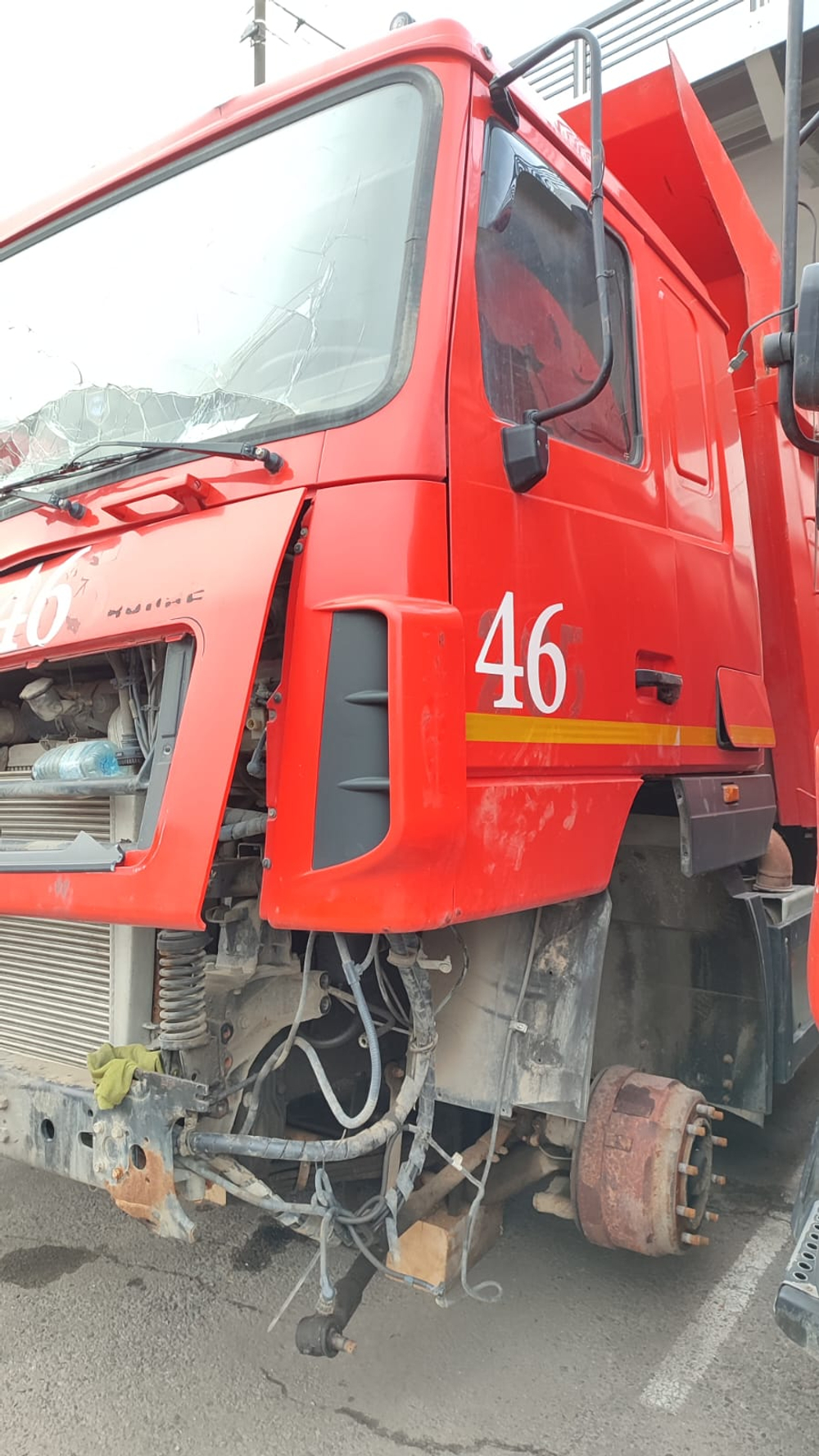 МАЗ 6501* 6x4 Самосвал 650128-8520-000 (Дизельный, 11,6 л, 423 л.с., МТ)