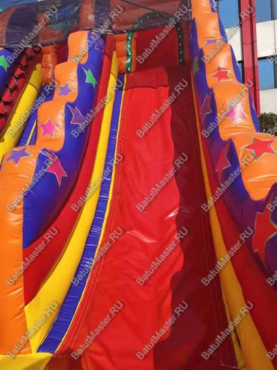 Надувная горка "Осьминог на вершине"