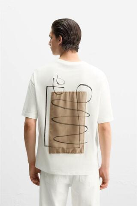 ZARA ФУТБОЛКА С КОНТРАСТНОЙ НАШИВКОЙ, ЖЕЛТОВАТО-БЕЛЫЙ