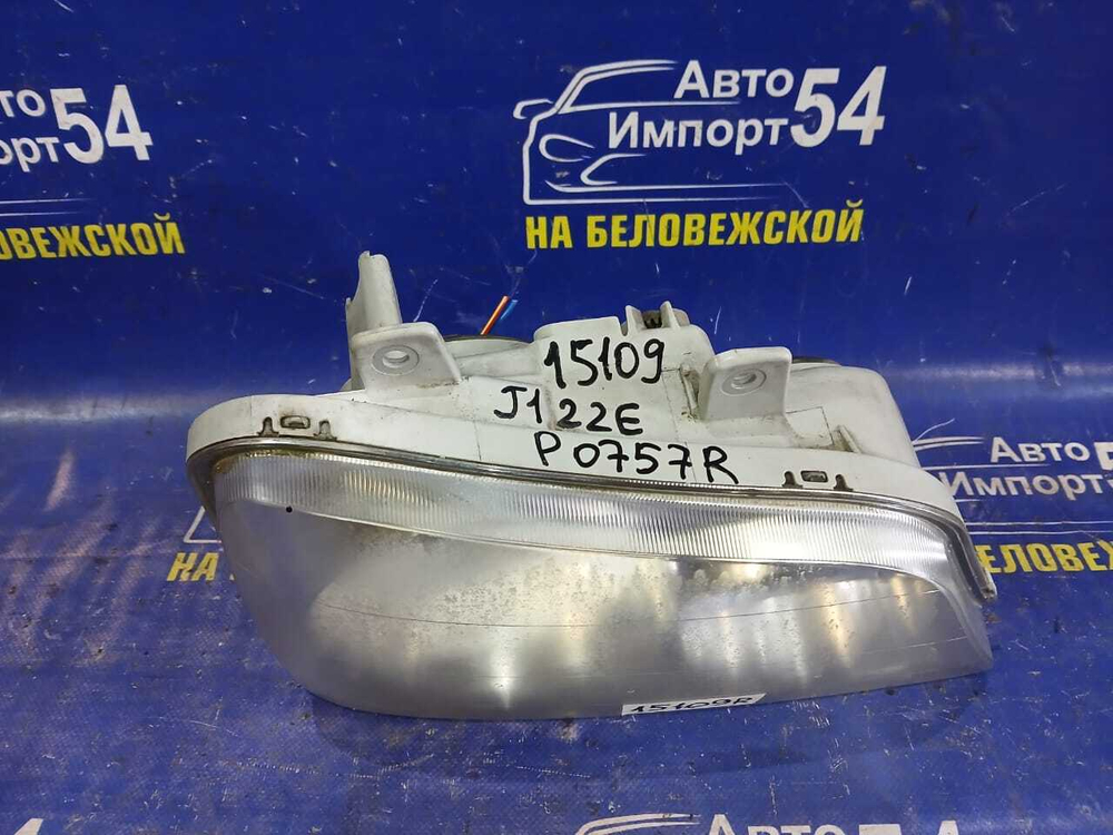 Фара передняя правая TOYOTA CAMI 2000-2006