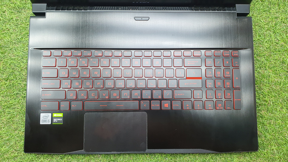 Игровой MSI i5-10/8Gb/GTX 1650 4Gb/144Hz/ GF75 10SCXR-653XRU [9S7-17F412-653]