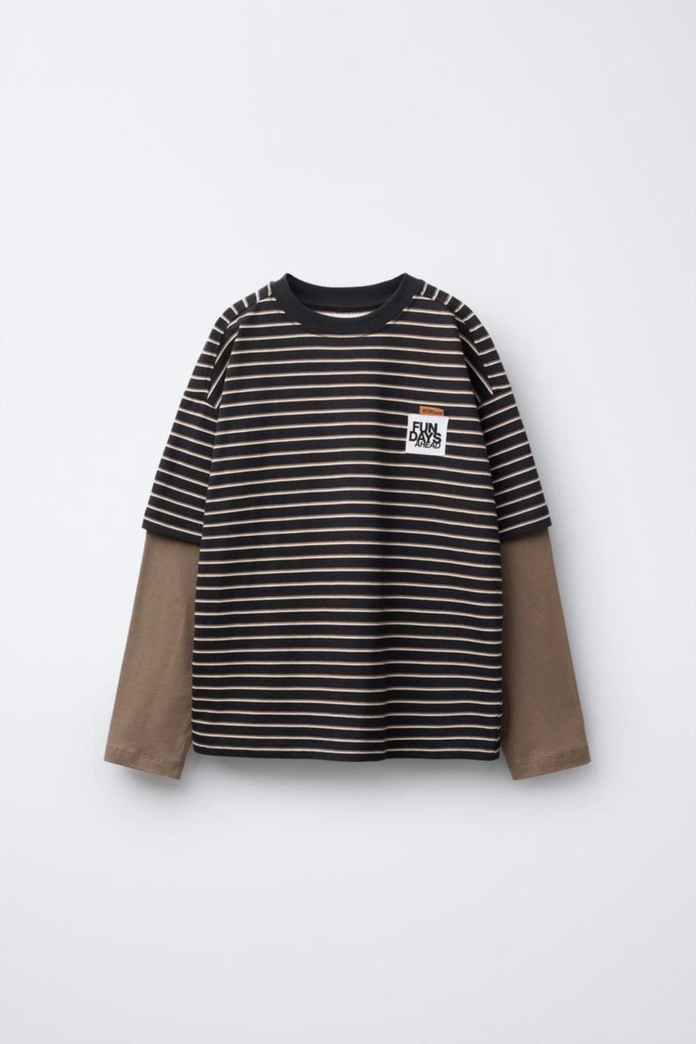 ZARA ФУТБОЛКА В ПОЛОСКУ С ДВОЙНЫМИ РУКАВАМИ, КОРИЧНЕВЫЙ