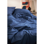 Комплект постельного белья из премиального сатина темно-синего цвета из коллекции essential, 200х220 см