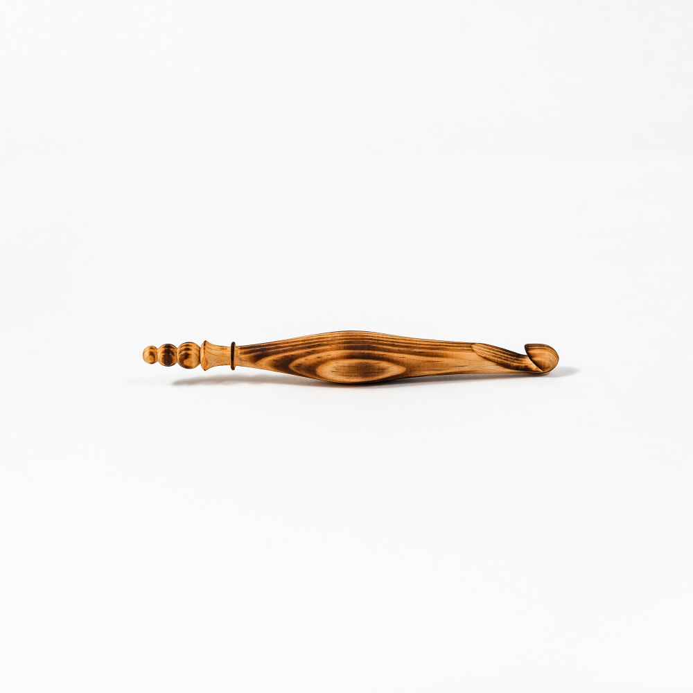 Деревянный крючок для вязания из древесины кедра 12 мм. K257