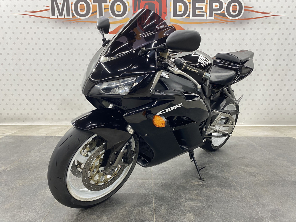 Honda CBR1000RR , 2004