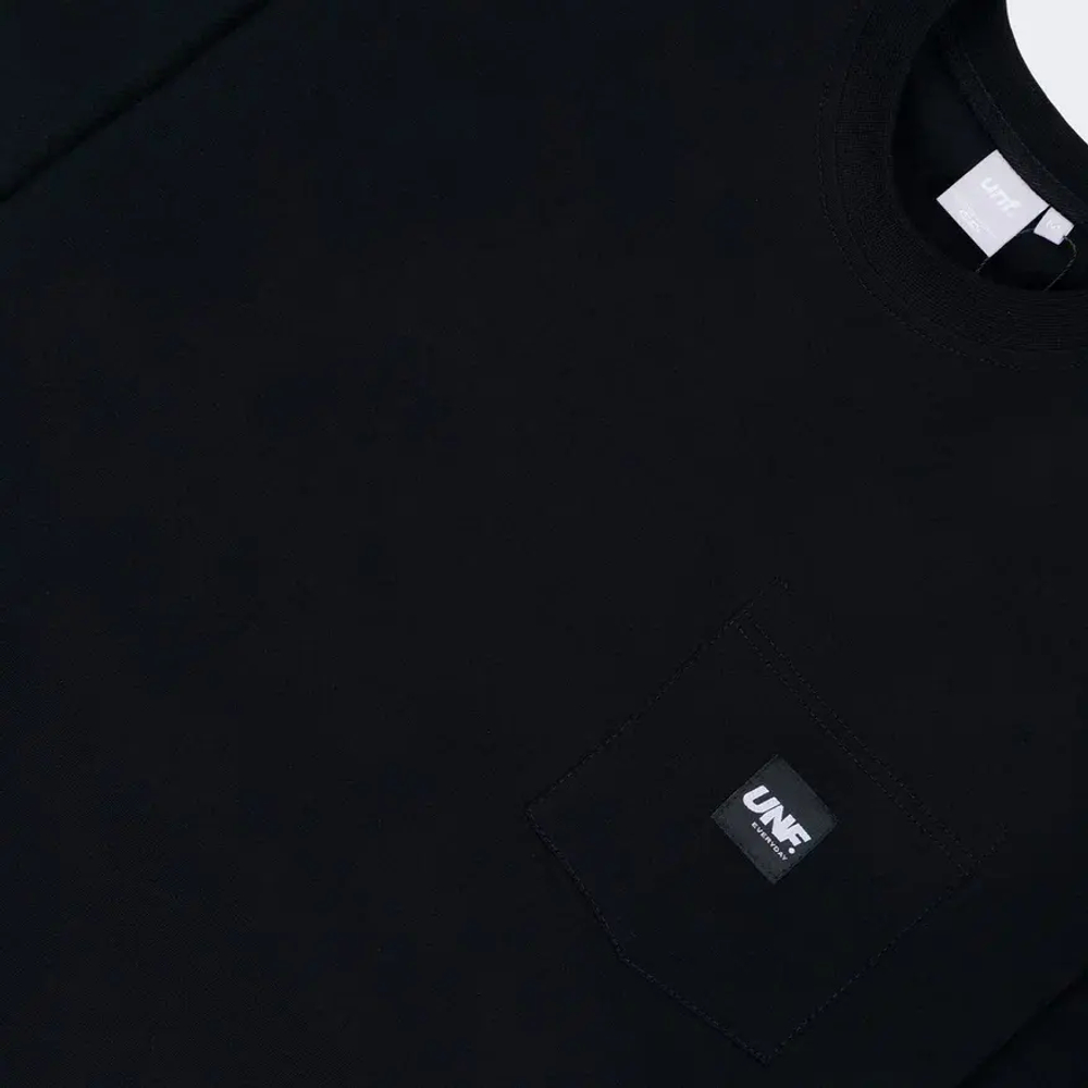 Футболка UNIFORM Everyday Pocket черный