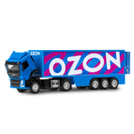 Модель 1:50 Volvo OZON, цвет синий, откидывается кабина, свет, звук
