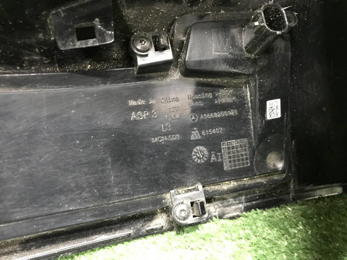 Крышка зеркала левая Mercedes M GLE W166 (11-18)