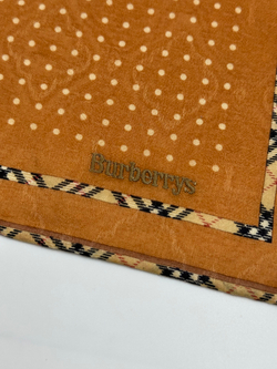 Платок коричневый Burberrys