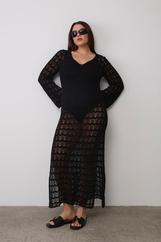 Платье вязаное ажурное с разрезами, черный