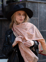 Легкий шарф-платок