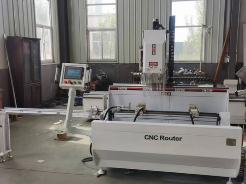 Двухшпиндельный фрезерный станок с ЧПУ по алюминию SKX2-1200