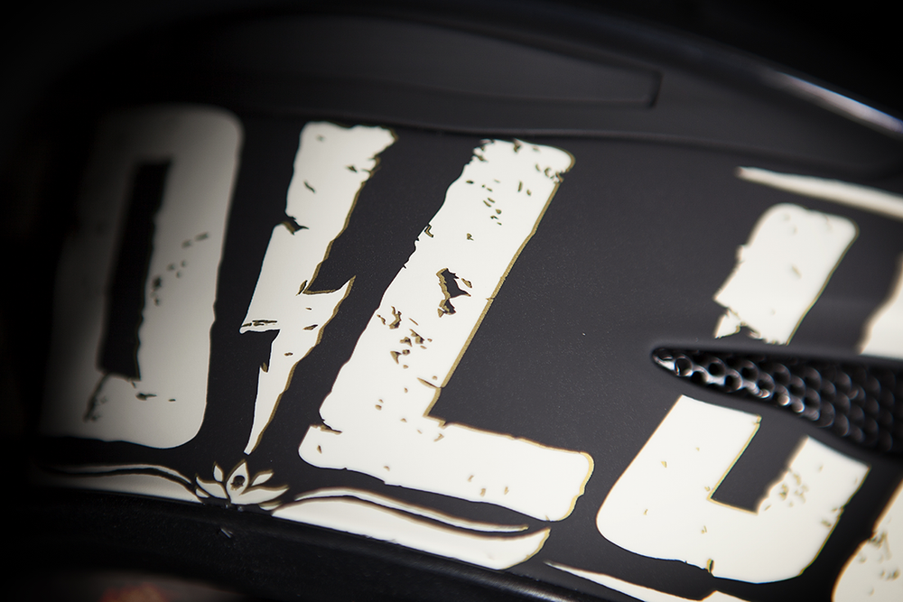 Мотошлем - ICON AIRMADA HARD LUCK (черный)