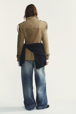 ZARA КУРТКА С КАРМАНАМИ И ХЛЯСТИКАМИ, СВЕТЛЫЙ ХАКИ