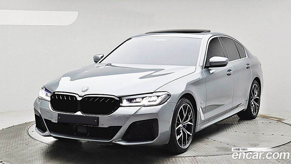 BMW 5 Series (G30) 530i M Sports (01.2023)