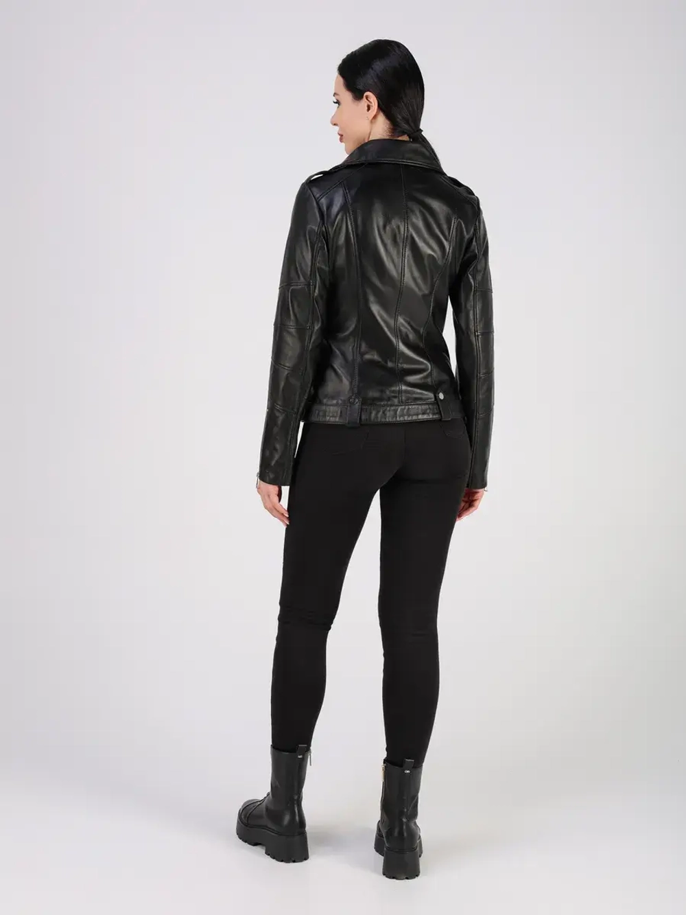 Кожаная куртка демисезонная косуха