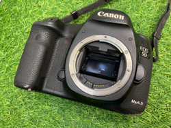 Canon EOS 5D Mark III  248.000 кадров