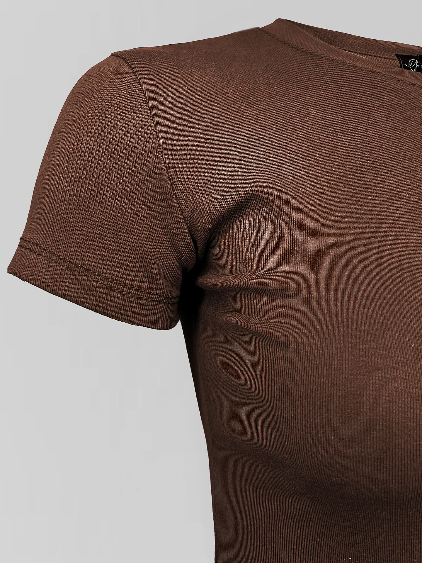 Футболка YIXUAN 7137 базовая однотонная по фигуре