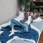 Матрас-топпер BuySimple, 8,5 см, средняя жесткость, беспружинный