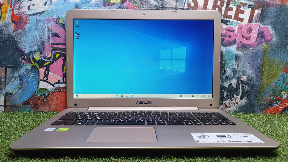 Ноутбук ASUS i5-6/12Gb/940MX 2Gb