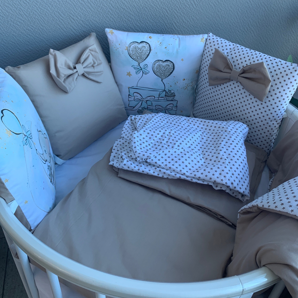 Комплект в кроватку 18 предметов "Слоник на воздушном шаре", бежевый сатин