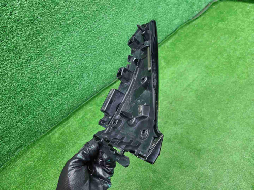 Накладка крыла передняя правая BMW X7 G07 (19-нв)