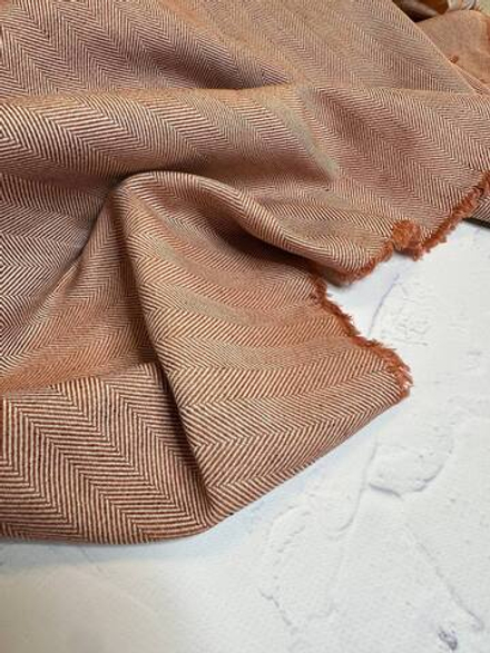 Костюмный жаккардовый фланелевый хлопок (100%хлопок, Горизонтальная кирпично-молочная елочка, 146, 170 гр/м2)