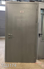 Дверь Металлическая Б/У 2070(в) x 1030(ш)